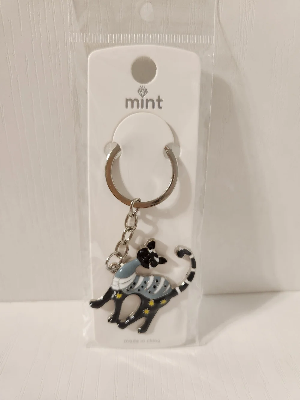 Mint Enamel Silver Light And Dark Blue Cat Keychain